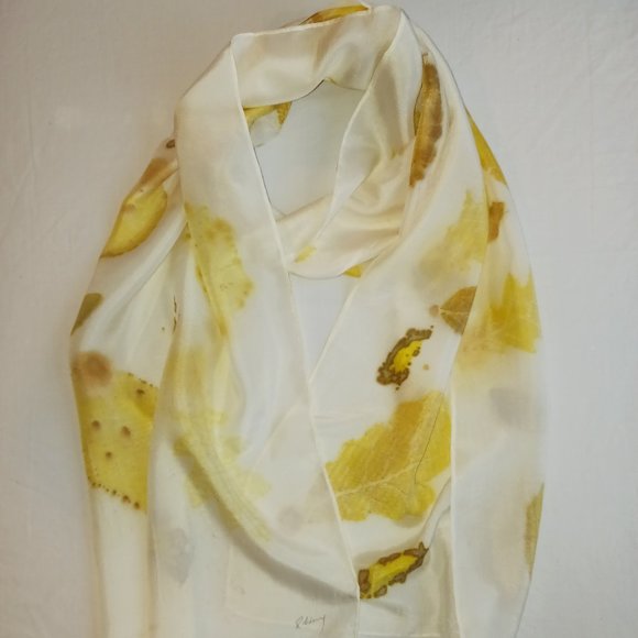 100% silk scarf - Picture 1 of 2
